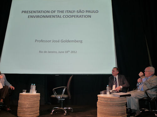 A destra il prof. José Goldemberg, esperto di fama mondialesui temi legati a energia e ambiente